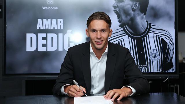 Newcastle United transferi
