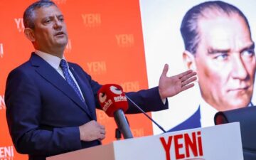 YENİ Parti Lideri Özgür Özel
